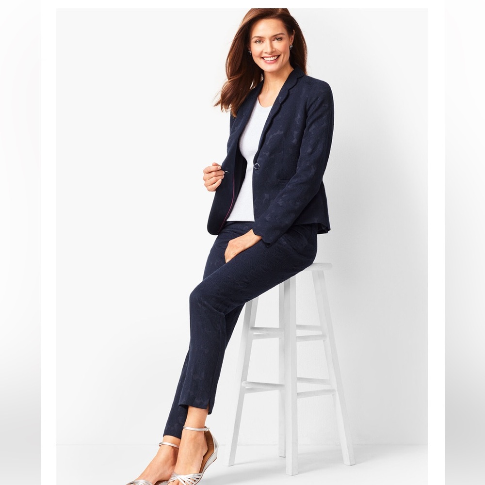 🆕 RSVP by Talbots Navy Matelasse Blazer Size 14P
